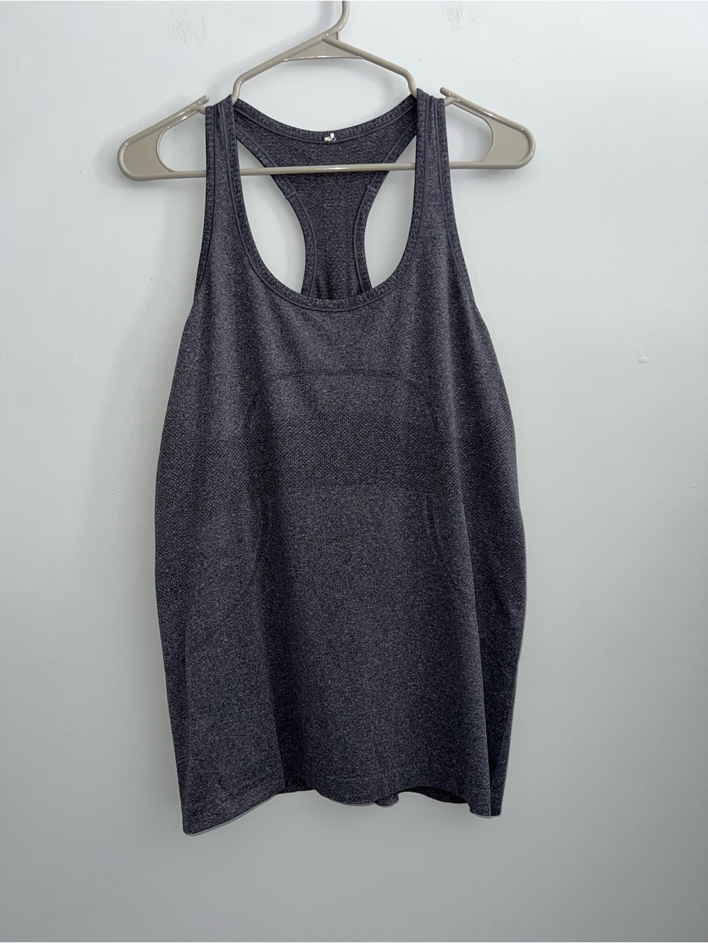 Lululemon Tank Top Womens 12 Gray Run Swiftly Tech Racerback Athletic Gym Yoga